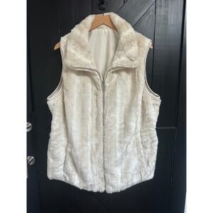 Cato Woman Reversible Faux Fur Vest Cream Ivory Plus Size 18/20W Zip Up Layering